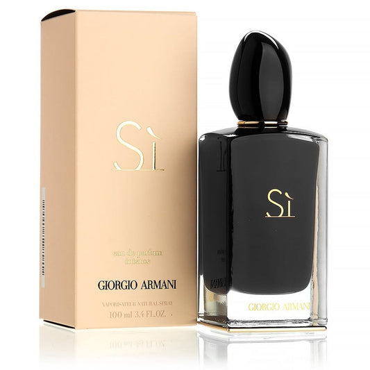 Si Intense Eau De Parfum Black For Women - MANZARA STORE - Perfume Available at MANZARA STORE - Giorgio Armani - All Products, Giorgio Armani, Woman- Si Intense Eau De Parfum For Women Product Description:Si Intense Eau De Parfum by Giorgio Armani is a luxurious and bold fragrance crafted for the modern woman who is confident, passionate, and irresistibly elegant. This intense variation of the iconic Si perfume exudes a deeper and more sensual character, with notes that linger beautifully on the skin, makin